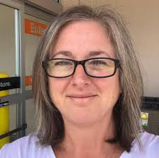 Welcome!!👋🏼 I wanted to start by telling you a little bit about me and  why I became an Independent Consultant for Norwex! My name is Dawn Bricker.  I have been married to