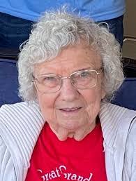 Marilyn Roy's Instagram, Twitter & Facebook