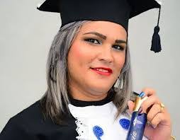 Alice Nobrega's Instagram, Twitter & Facebook