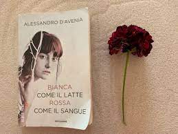 Il sedicenne leo si innamora della coetanea beatrice, ma la grave malattia che colpisce la ragazza porta il rapporto a un tragico bivio. Lib E Randoci La Recensione Di Bianca Come Il Latte Rossa Come Il Sangue Di Alessandro D Avenia 2011