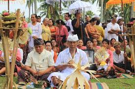 Check spelling or type a new query. Mengenal Upacara Ngaben Yang Ada Di Bali