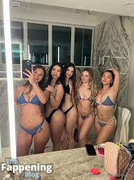 Joyy.mei Joyce  alyssa.joyce  joyy.mei  joyy_mei Nude Leaks OnlyFans  Photo 4 | TheFappening
