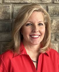 April Kesterson's Instagram, Twitter & Facebook