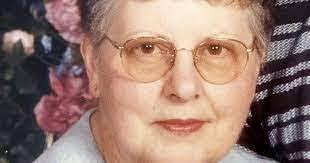 Dana Langille's Instagram, Twitter & Facebook