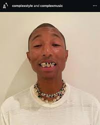 Hood afternoon, SAY CHEESE 😁🧀 #repost Thx @complex @complexmusic  @complexstyle #FlawlessGang #grillzbyjohnnydang #grillz #kingofbling  #complex #icedoutjewelry #johnnydang #diamondboyz #explorepage