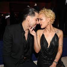 Все 1 плейлист 205 треков. Are Halsey And G Eazy Dating Popsugar Celebrity