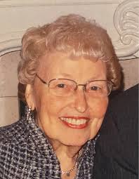 Gladys Lundquist Obituary