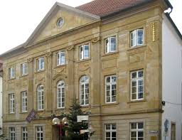 Las familias que viajaron a osnabrück disfrutaron su estadía en los siguientes hoteles cerca de felix nussbaum haus Haus Tenge Wikipedia