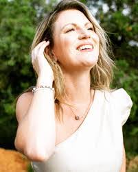 Tiffany Kindred's Instagram, Twitter & Facebook