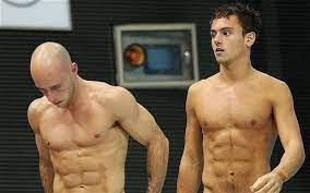 Tom daley is one of the biggest names in world sport, having won diving medals at every level of major competition, including the olympic games about tom daley. Peter Waterfield May Have To Quit As Tom Daley S Diving Partner Because Of Uk Sport Funding Cut