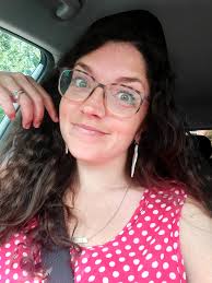 Sometimes I still can't believe Eric Koenig and I are in charge of 3 lives  😂💗 at 3 different schools! At the last pick up of the day & then get to