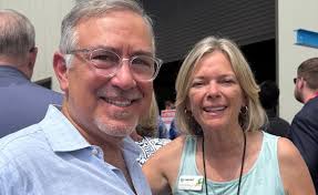 Five Peachtree City CEOs endorse Mayor Kim Learnard