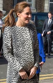 The queen is ready for kate to share her news. Kate Middleton Prince William Expecting Twin Girls Is The Duchess Pregnant Hollywood Life