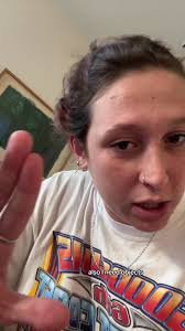 Replying to @Neve Brown #english #nonnativespeaker #language