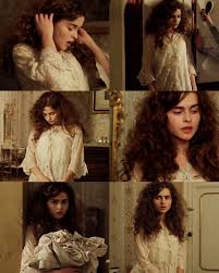 📸| Helena Bonham Carter in 'A Room With a View' (1985)