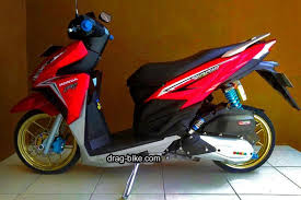 Variasi Vario 125 Modif Ring 14 Warna Merah Honda Merah Warna