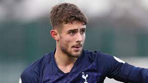 Mauricio pochettino has managed two clubs in the premier league, most recently tottenham pochettino hung up his boots at the age of 34 in 2006, having made more than 300 appearances for. Tottenham Offer New Contract To Mauricio Pochettino S Son Football News Sky Sports