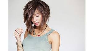 La coupe carré plongeant est une coiffure intemporelle qui allie caractère et féminité. Carre Plongeant 15 Modeles Pour S Inspirer