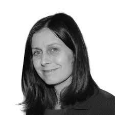 Sonia Hunter's Instagram, Twitter & Facebook