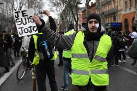 Une accusation devenue un leitmotiv. En Images Gilets Jaunes Des References Au Jojo D Emmanuel Macron