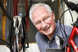 Tübingen · Integration: Unterstützung für Geflüchtete: Durchs Fahrrad zu  den Menschen