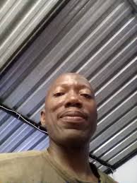 Here's a question. 12 1200 VE inverter, powered by a 300Ah Lithium battery.  Would a circuit breaker or a midi fuse be best between battery & inverter?  On a side note, I'm