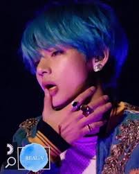 Wow I Just Woke Up Now And Look At This Im Shook Lets Leave A Blue Heart Here Bts Btsmemes Btsmeme Btse Taehyung Kim Taehyung Bts Taehyung