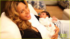Blue Ivy Carter: First Pictures!: Photo 2627376 | Beyonce Knowles, Blue Ivy Carter, Celebrity Babies, Jay Z Photos | Just Jared: Entertainment News