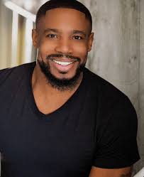 Shawn Francis's Instagram, Twitter & Facebook