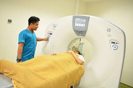 Berdasarkan harga yang dinyatakan kat atas ni, kos paling mahal ialah proses bersalin secara malah berdasarkan pengalaman penulis semasa bersalin secara pembedahan di hospital swasta, kosnya. Rs Mitra Medika Pontianak