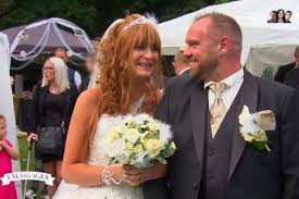 Le guide 4 mariages pour une lune de miel les candidates en compétition. Mort Tragique De Sandrine 30 Ans De 4 Mariages Pour Une Lune De Miel
