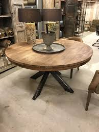 stoere ronde eettafel met dik blad ronde eettafel eettafel woonkamer decoratie