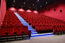 Strada careiului 17, shopping city satu mare., 5 săli. LanÅ£ul De Cinematografe Austriac Cineplexx CumpÄrÄ Grand Cinema BÄneasa