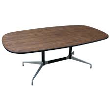 Eames Aluminum Group Table In 2020 Eames Table Eames Dining Vintage Dining Room Table