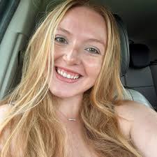 What are the best things to do in Reykjavik besides downtown?