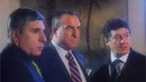 Dil tarih coğrafya fakültesi, sanat tarihi bölümü mezunudur. Baron Dan Kurtlar Vadisi Ne Elestiri Guncel