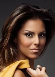 Shannon Lemmens's Instagram, Twitter & Facebook