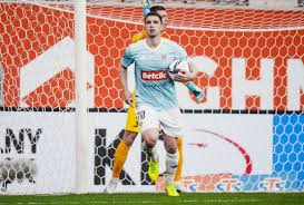 Ks lechia gdanskgks piast gliwice. Jakub Swierczok Nominowany Do Tytulu Pilkarza Kwietnia Newsy Piast Gliwice S A Oficjalna Strona Mistrza Polski 2018 19