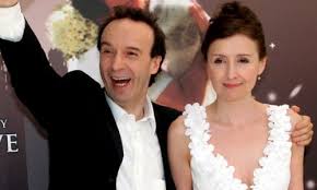 …film featured his wife, actress nicoletta braschi, who frequently appeared in his work and played his onscreen spouse in life is. Tutte Le Donne Dei Registi Roberto Benigni E Nicoletta Braschi