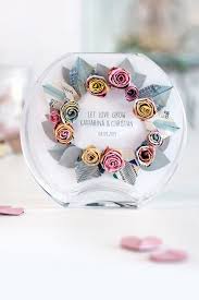 Drei Wunderschone Diy Geldgeschenke Zur Hochzeit Geldgeschenke Hochzeit Hochzeit Geschenk Geld Geldgeschenke Hochzeit Basteln