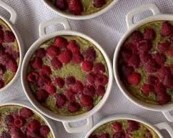 Recette De Clafoutis Aux Framboises Et The Matcha Par Julie Recette Clafoutis Aux Framboises Recette Clafoutis Recette