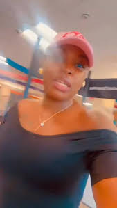 HOUSEMATES SEASON 3 WINNER HEADS TO MARYLAND FOR REUNION! ✈️🇺🇸, The queen  herself, Julie Tombo, winner of Housemates Salone Season 3, has been  spotted en route to the airport geared up for the highly ...