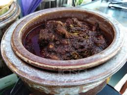 Galabo merupakan tempat buka puasa di solo yang murah serta ramai sekali oleh traveller lokal ataupun mancanegara, wisata kuliner solo ini termasuk pusat kuliner kota solo yang terletak di kawasan gladag, jalan mayor sunaryo di depan pusat grosir solo. 10 Lokasi Bufet Ramadan Paling Best Untuk Anda Cuba Bersama Kawan Dan Keluarga Libur