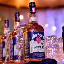 So far crown royal and evan williams seem to know it best, where others. What Is Jim Beam Apple Bourbon Whiskey