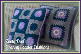 Zooty Owl S Crafty Blog Crochet Cushions Circles In Squares And Daisy Granny Motif Crochet Cushions Knitted Cushions Crochet Cushion Cover