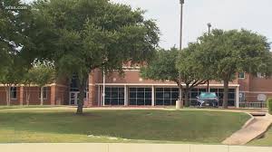 Keller Isd Sends Home 145 Fifth Graders After Multiple Employees Test Positive Wfaa Com