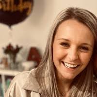 Justine Dyer's Instagram, Twitter & Facebook