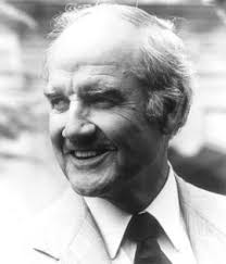 McGovern: The Man and His Beliefs: George S. McGovern, Shirley MacLaine:  9780393053418: Amazon.com: Books