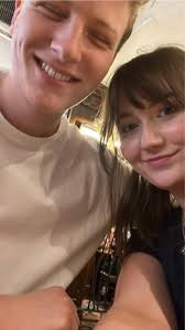 Out for Sunday drinks & food in London. Anything is appreciated but no beer  please (coeliac!). Thanks in advance, hope you're all having a nice weekend  xx Hammersmith The William Morris Table