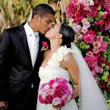 Celebrity Wedding Tia Mowry Cory Hardrict Celebrity Wedding Photos Celebrity Weddings Wedding